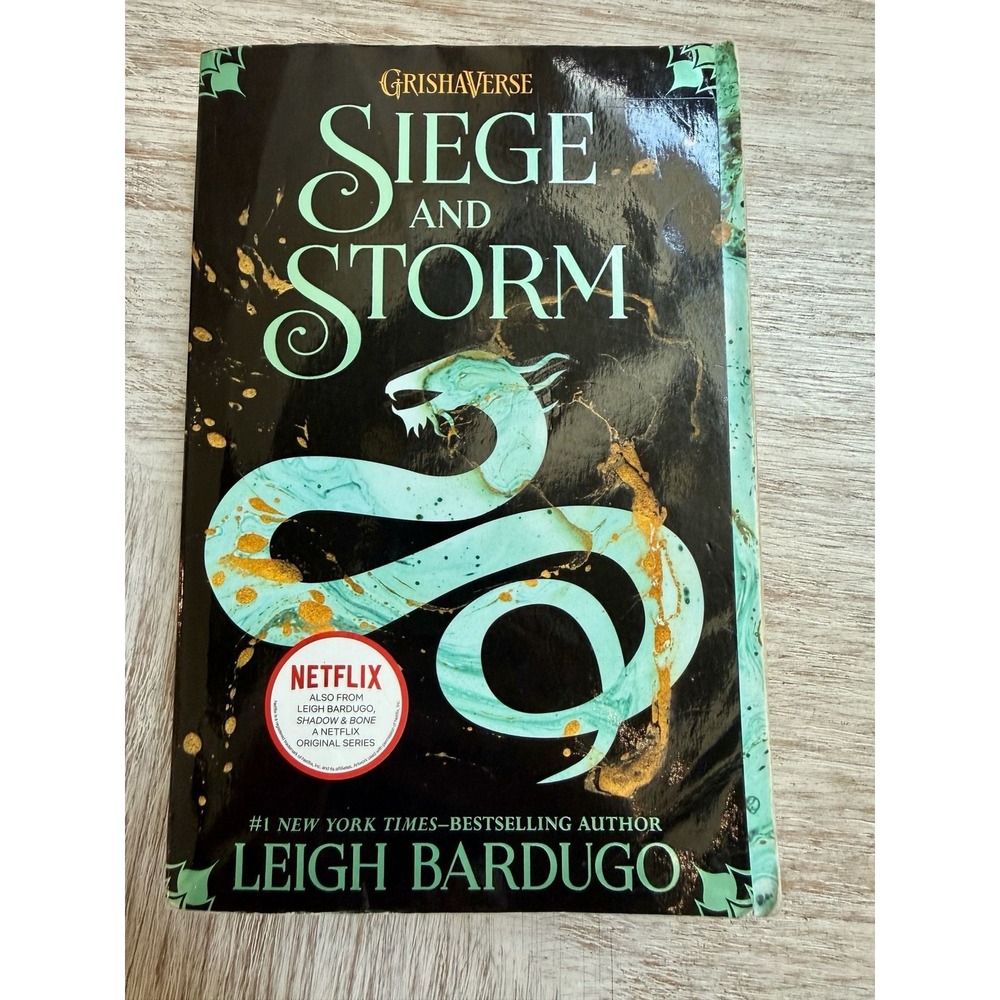 Grishaverse Siege and Storm by Leigh Bardugo Paperback
